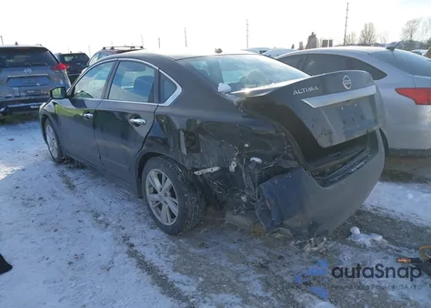 2015 Nissan Altima 2.5 Sl z USA, uszkodzony, nr VIN 1N4AL3AP5FC486035